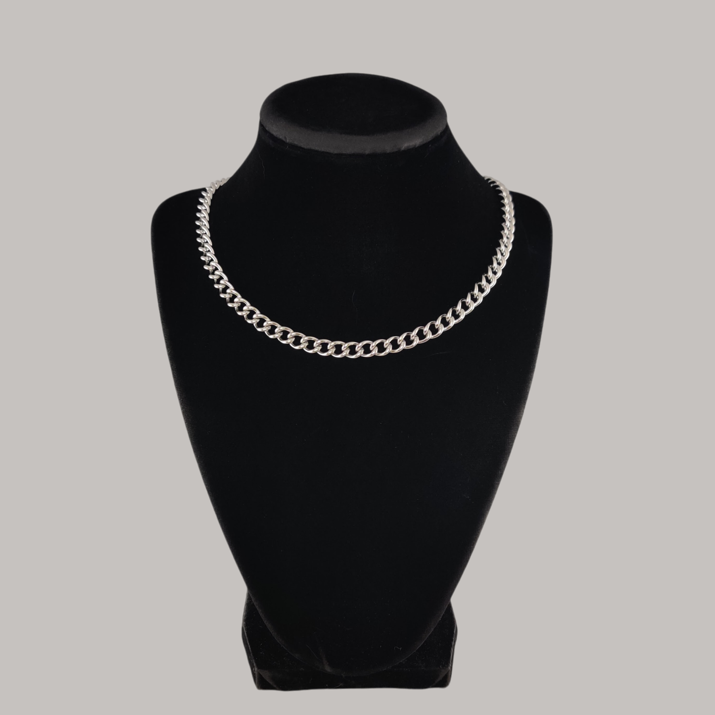 Stainless steel choker necklaces