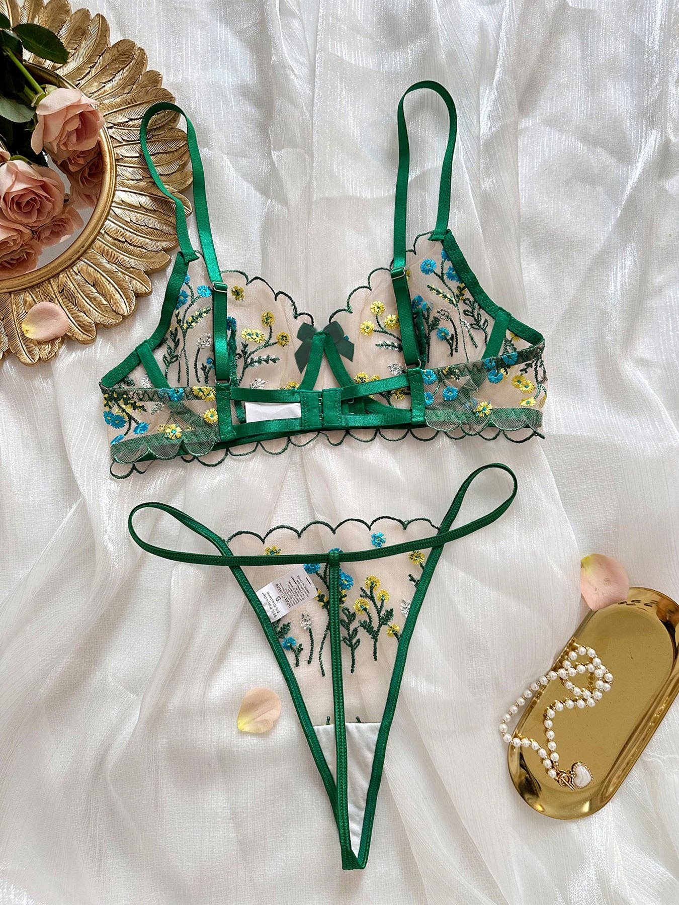 Sweet Floral Embroidery Lingerie Set