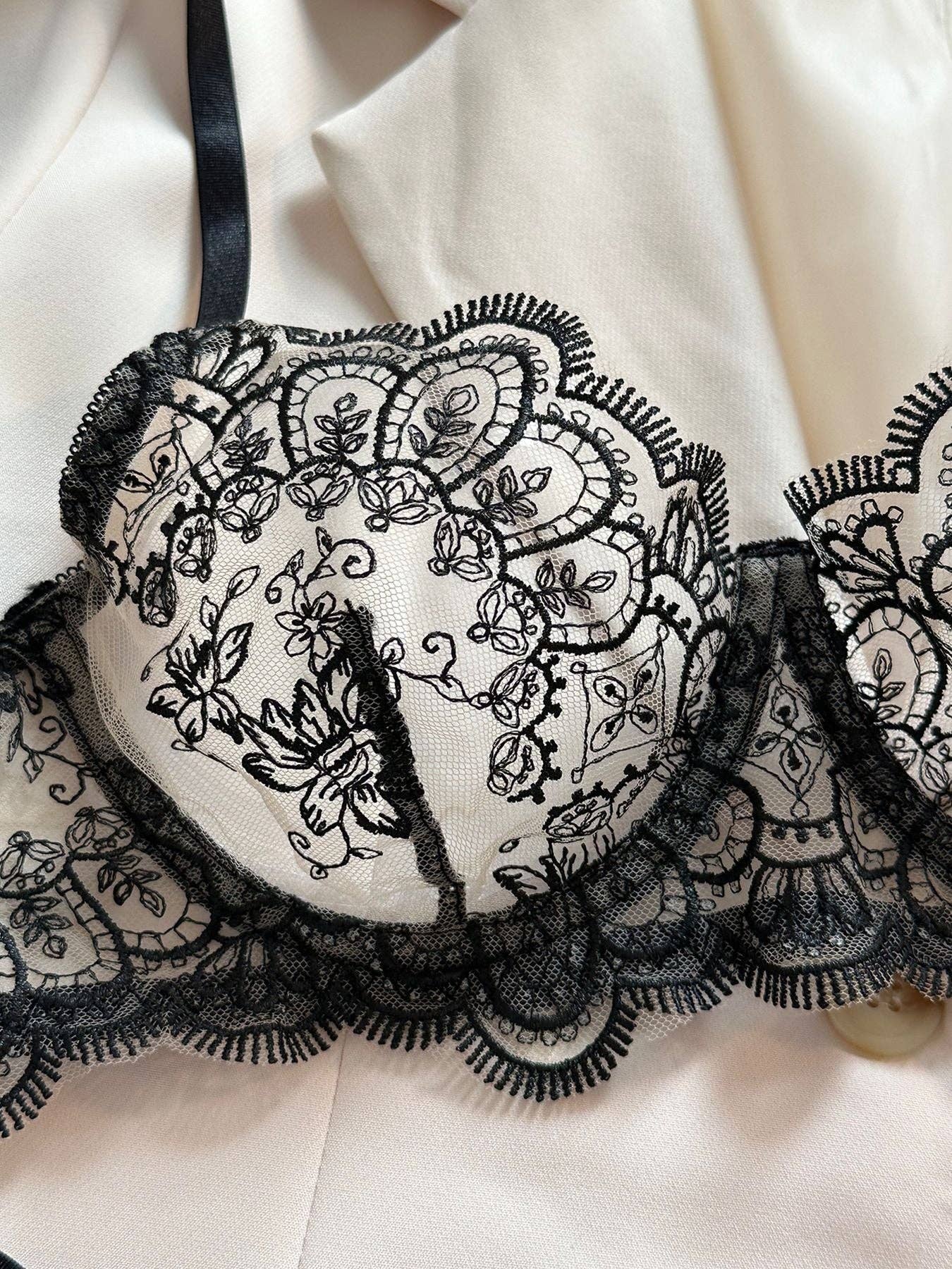 Flower Embroidery Perspective Sexy Lingerie Set